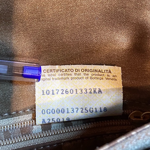 Bottega Veneta Intrecciato Turnlock Flap Crossbody Clutch with COA - Picture 5 of 10